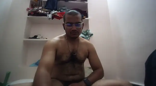 naughtymike0007 online show from 28, 2, 2025