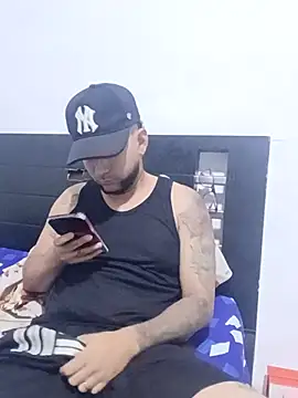 Snapshot of sexjim01 chatting on 5, 7, 2026 sexjim01 online show from 5, 7, 2026