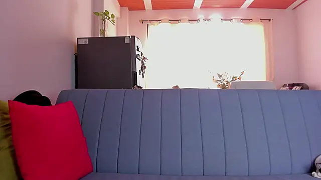 Snapshot of Simply_Zoe__ chatting on 4, 10, 2025 Simply Zoe online show from 4, 10, 2025