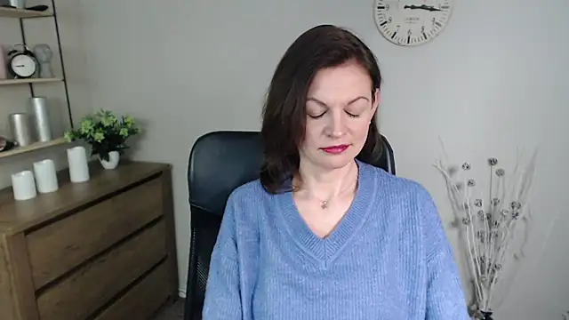 VivianWILD online show from 13, 1, 2025