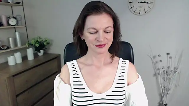 VivianWILD online show from 17, 1, 2025