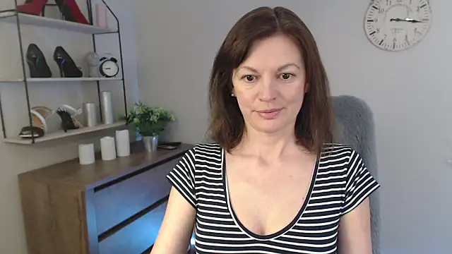 VivianWILD online show from 7, 3, 2025