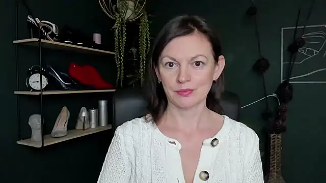 VivianWILD online show from 21, 3, 2025