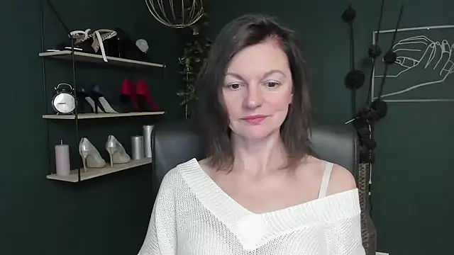 VivianWILD online show from 27, 9, 2025