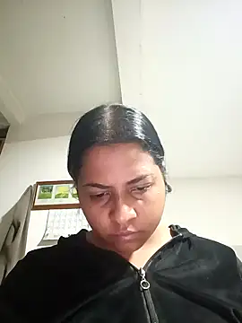 Snapshot of Giselabrunette25 chatting on 19, 2, 2026 Giselabrunette25 online show from 19, 2, 2026