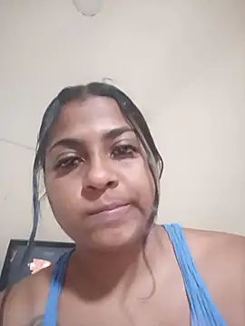 Giselabrunette25 online show from 2, 6, 2026