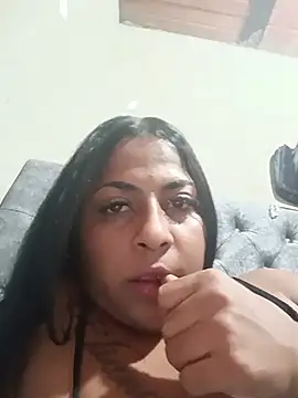 Snapshot of Giselabrunette25 chatting on 18, 6, 2026 Giselabrunette25 online show from 18, 6, 2026