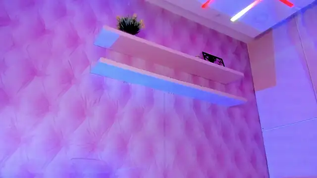 Snapshot of Hilary-banks chatting on 22, 3, 2025 Hilary-banks online show from 22, 3, 2025