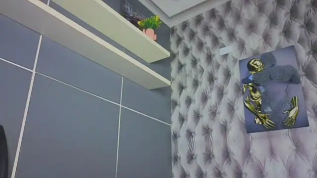 Snapshot of Hilary-banks chatting on 17, 9, 2025 Hilary-banks online show from 17, 9, 2025