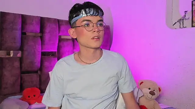 Angelo 018 online show from 3, 1, 2025