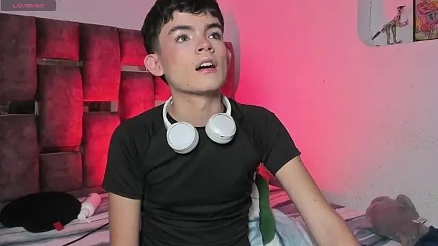 Angelo 018 online show from 4, 1, 2025