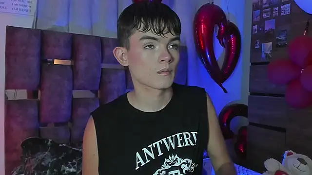 Angelo 018 online show from 20, 2, 2025