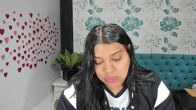 LindaBreeS online show from 3, 2, 2025