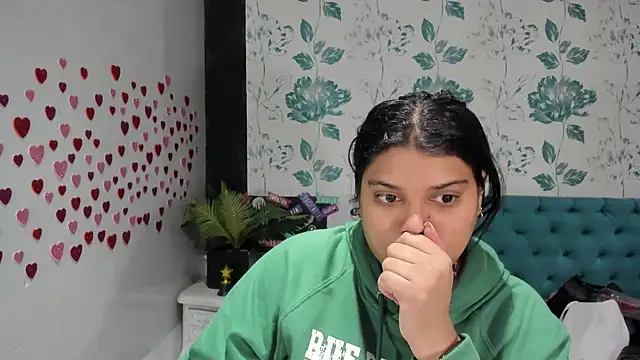 LindaBreeS online show from 11, 2, 2025