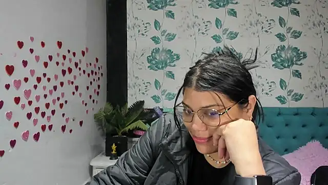 LindaBreeS online show from 3, 3, 2025