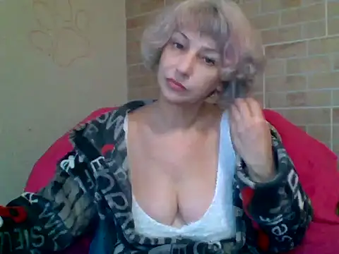 Snapshot of Lorie_Carrie chatting on 4, 12, 2024 Lorie Carrie online show from 4, 12, 2024
