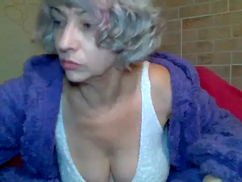 Snapshot of Lorie_Carrie chatting on 5, 12, 2024 Lorie Carrie online show from 5, 12, 2024