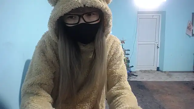 elllaaxx online show from 5, 2, 2025