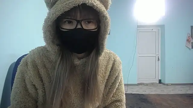 elllaaxx online show from 18, 2, 2025