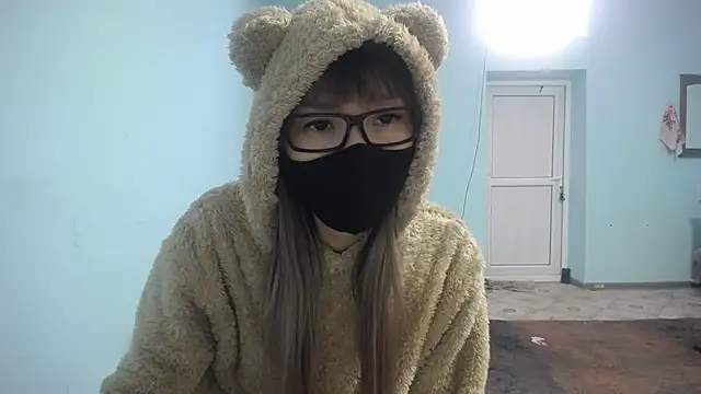 elllaaxx online show from 4, 3, 2025