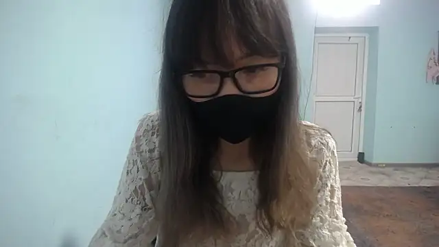 elllaaxx online show from 6, 10, 2025