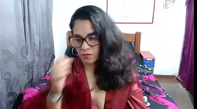 Mistresskloe01 online show from 26, 12, 2024