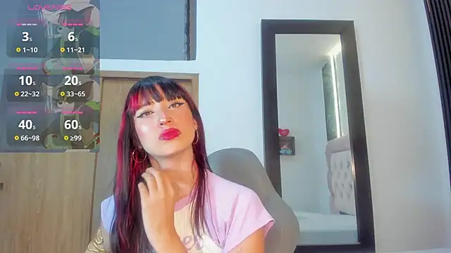 laurem-paulette online show from 6, 11, 2025