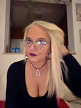 Snapshot of kikkastar chatting on 27, 10, 2025 kikkastar online show from 27, 10, 2025