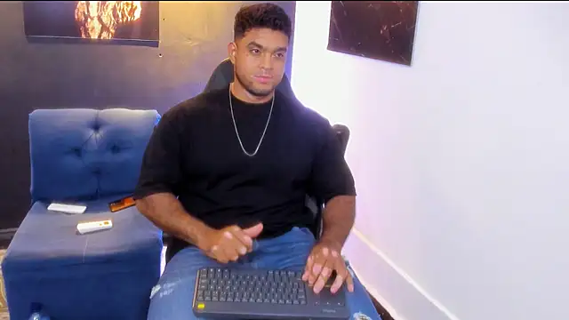 Big furry bear13 online show from 19, 11, 2025