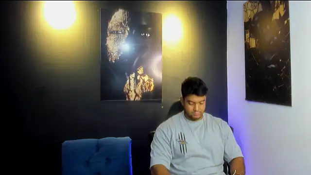 Big furry bear13 online show from 3, 12, 2025