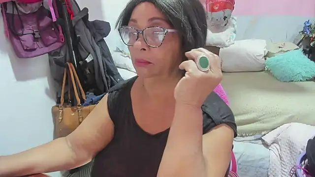 Snapshot of Mrs_mommy_ chatting on 28, 4, 2026 Mrs mommy online show from 28, 4, 2026