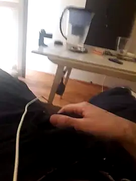 Snapshot of Victorious_Devil chatting on 1, 2, 2025 Victorious Devil online show from 1, 2, 2025