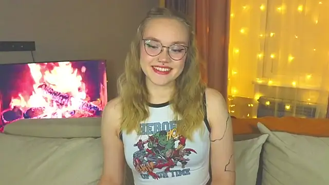 Aurora Golden1 online show from 16, 12, 2024