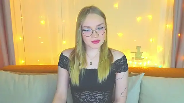 Aurora Golden1 online show from 31, 1, 2025