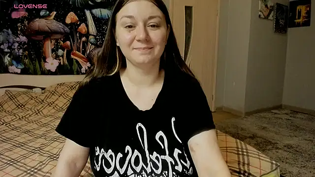 Snapshot of AlisaBacker chatting on 16, 11, 2025 AlisaBacker online show from 16, 11, 2025