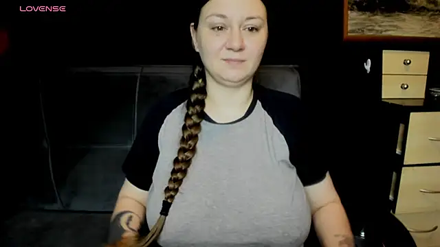 Snapshot of AlisaBacker chatting on 12, 7, 2026 AlisaBacker online show from 12, 7, 2026