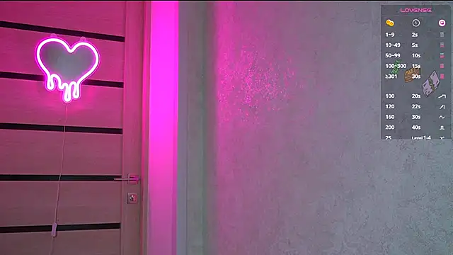 Snapshot of soffy__kisss chatting on 27, 1, 2025 soffy  kisss online show from 27, 1, 2025