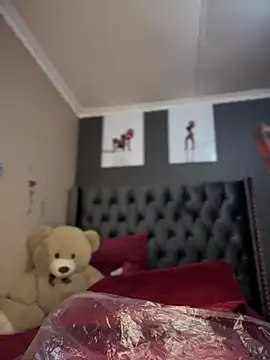 Candy-Heart online show from 20, 1, 2025