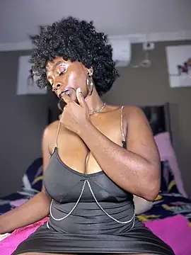 Candy-Heart online show from 13, 4, 2026