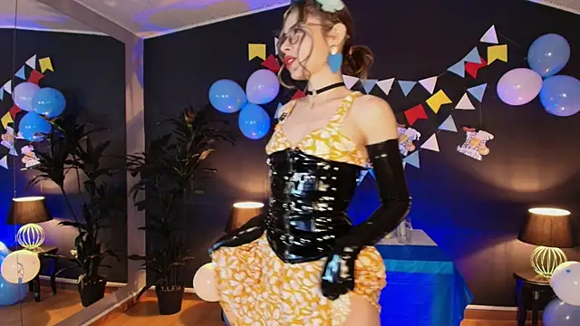 Snapshot of MyMayte chatting on 27, 9, 2025 MyMayte online show from 27, 9, 2025