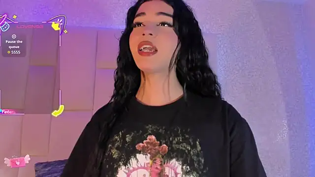 Summer walkerr online show from 9, 9, 2025