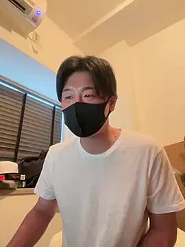 Snapshot of MTKIK chatting on 2, 2, 2025 MTKIK online show from 2, 2, 2025