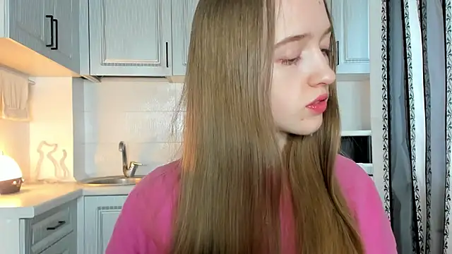 leslie my lovee online show from 7, 11, 2025