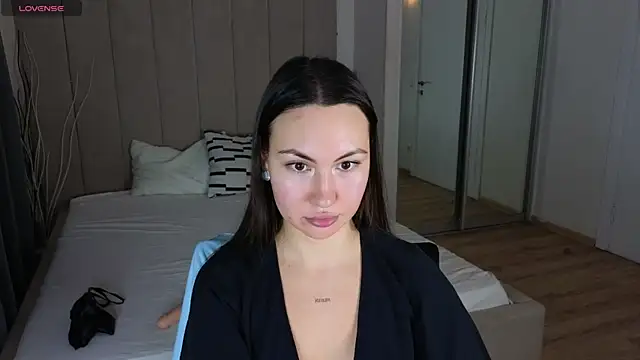 Snapshot of GIGI_BENNET chatting on 6, 12, 2024 GIGI BENNET online show from 6, 12, 2024