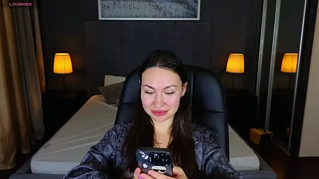 Snapshot of GIGI_BENNET chatting on 15, 12, 2024 GIGI BENNET online show from 15, 12, 2024