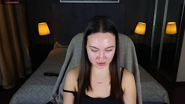 Snapshot of GIGI_BENNET chatting on 18, 1, 2025 GIGI BENNET online show from 18, 1, 2025