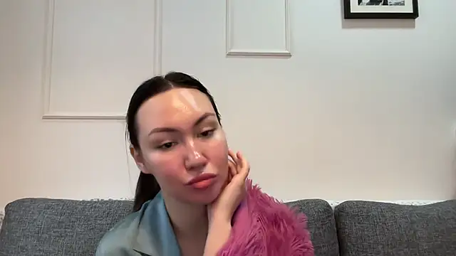 Snapshot of GIGI_BENNET chatting on 16, 3, 2025 GIGI BENNET online show from 16, 3, 2025