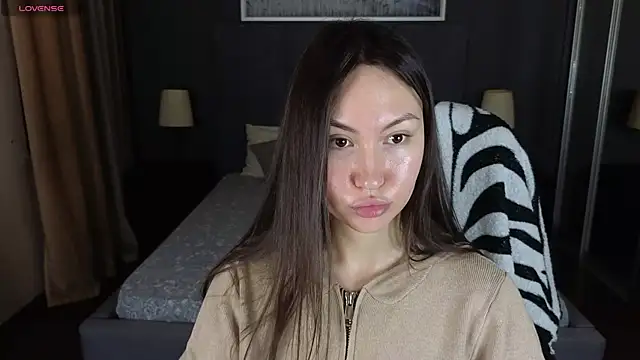 Snapshot of GIGI_BENNET chatting on 22, 3, 2025 GIGI BENNET online show from 22, 3, 2025
