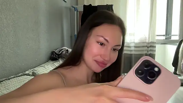 Snapshot of GIGI_BENNET chatting on 13, 9, 2025 GIGI BENNET online show from 13, 9, 2025