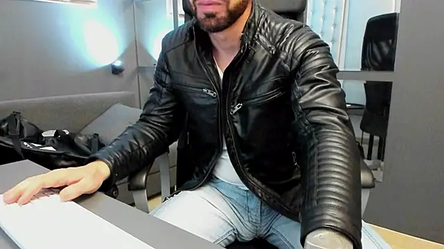 AronGrant online show from 7, 10, 2025